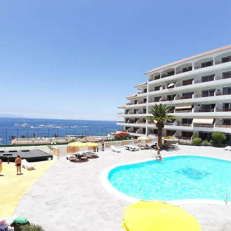 Luxury Tagara * 푸에르토 데 산티아고