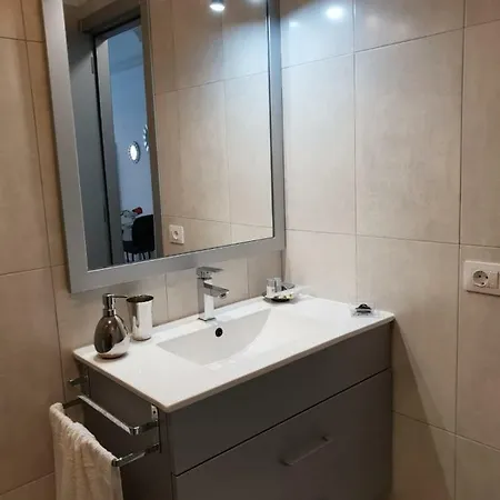 Luxury Tagara דירה *